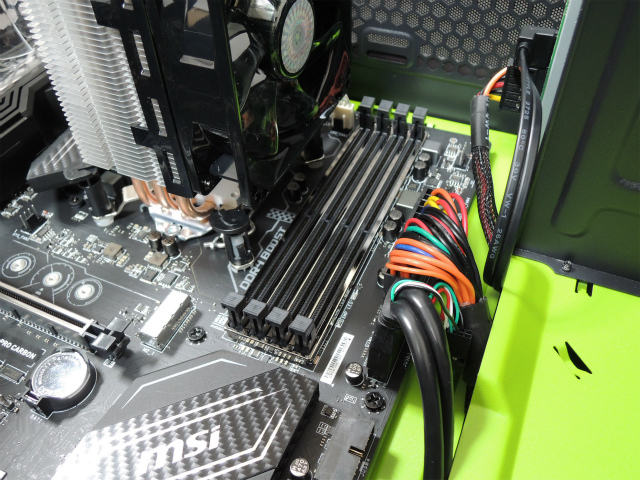 CORSAIR DDR4 メモリモジュール VENGEANCE LPX Series 8GB×2枚キット CMK16GX4M2A2666C16