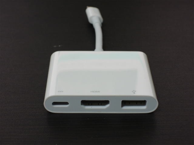 Apple USB-C Digital AV Multiport アダプタ MJ1K2AM/A