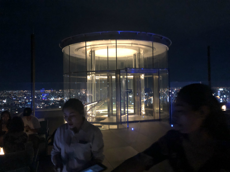 マハナコーンタワーの展望台