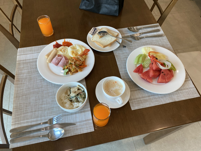 ビバ モンタネ (Viva Montane)の朝食